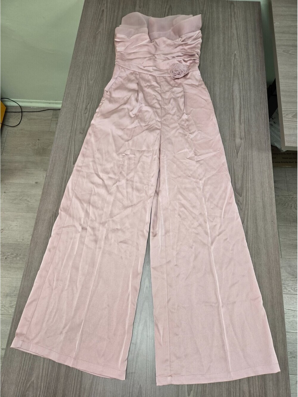 MOTF Premium Womens XS Dusty Pink Floral Wide Leg Jumpsuit NWT